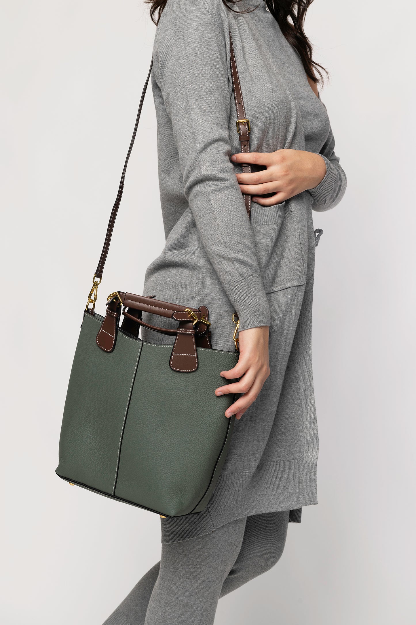 Aviana leather bucket bag