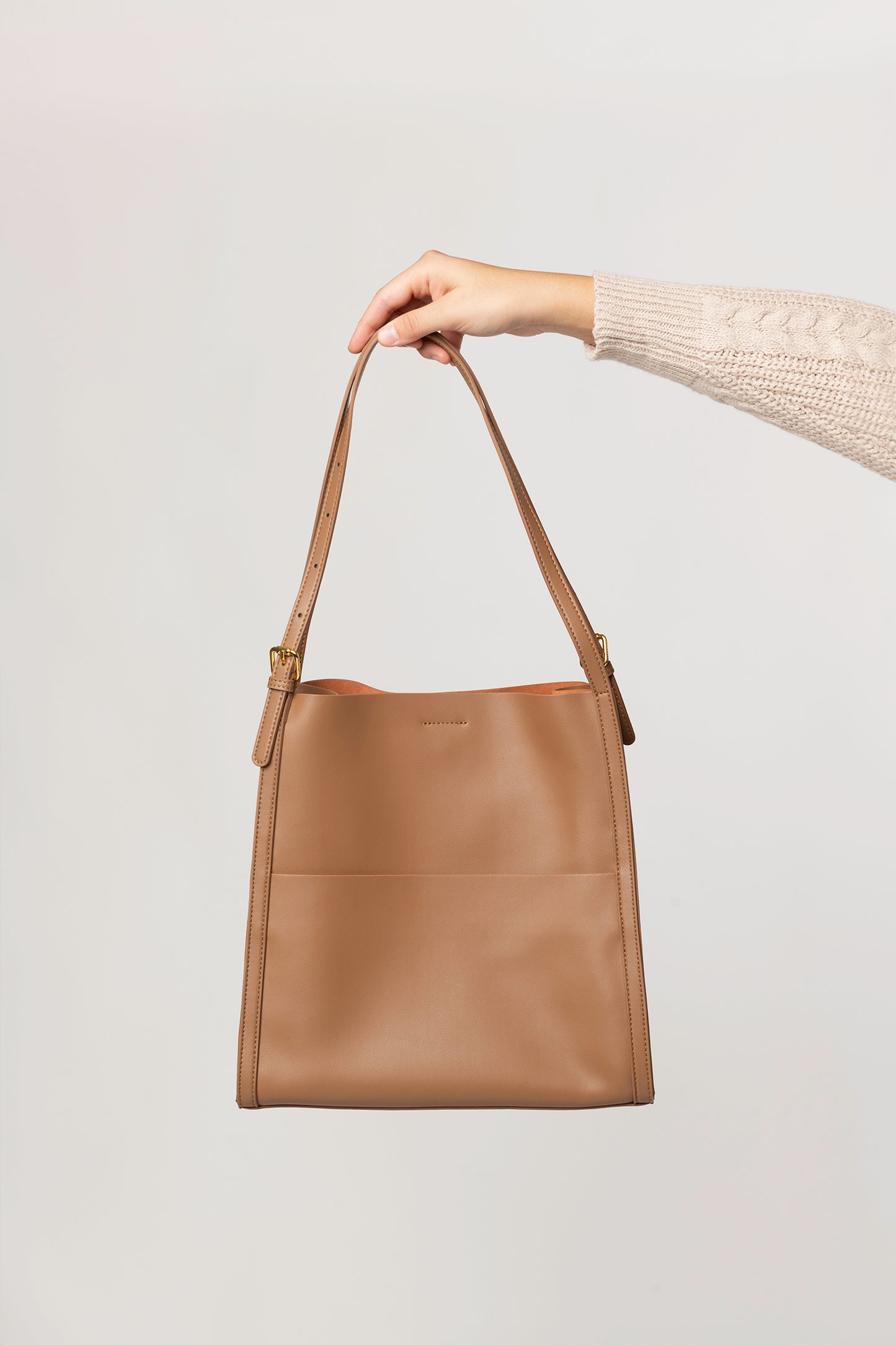 Kora leather shoulder bag