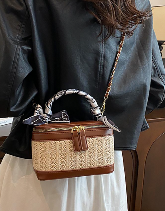 Kassandra brown mini raffia handbag