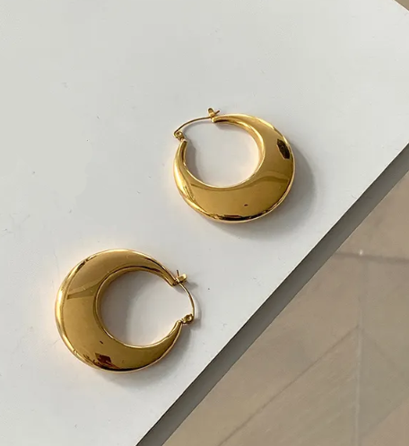 Cybil hoop earrings