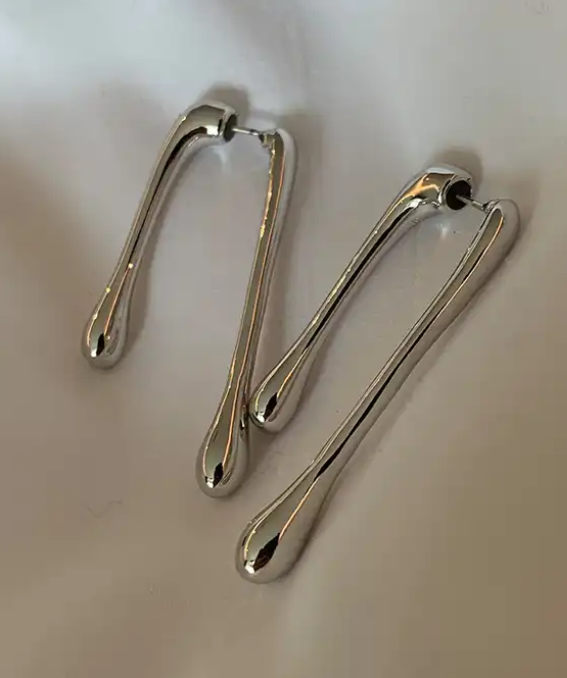 Ebony asymmetrical earrings