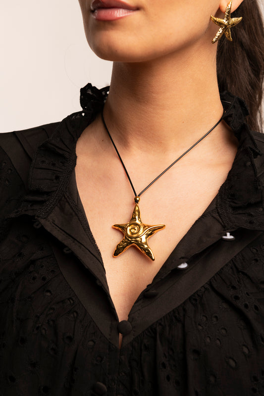 Calista starfish necklace