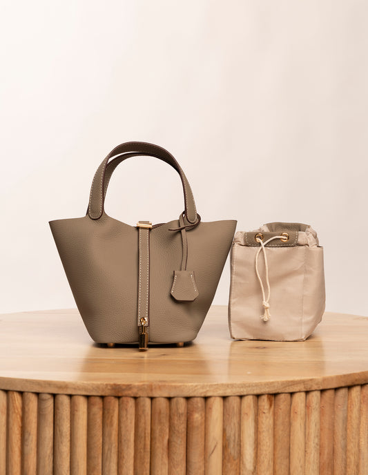Hyacinth leather bucket bag
