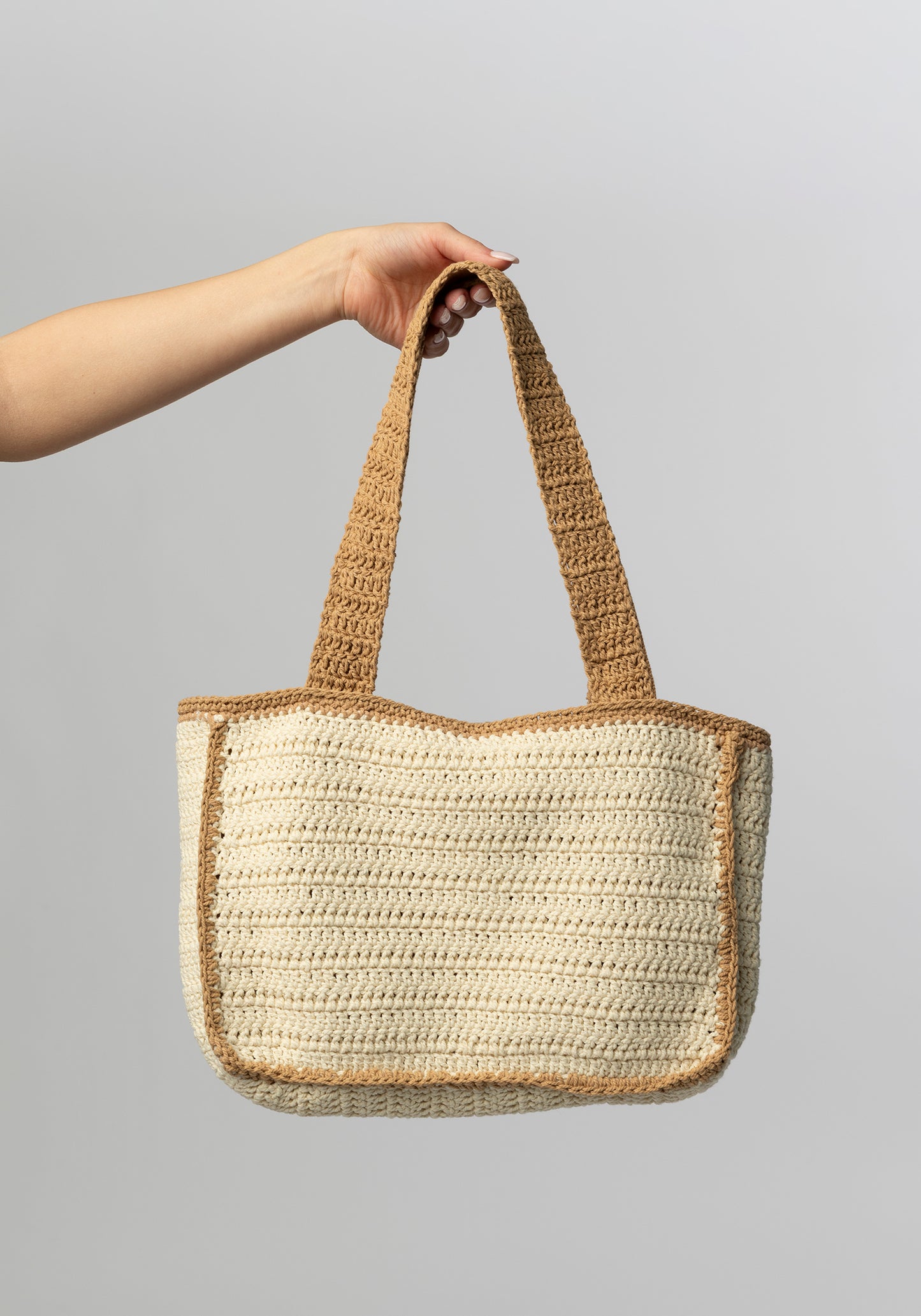 Woven flower tote bag