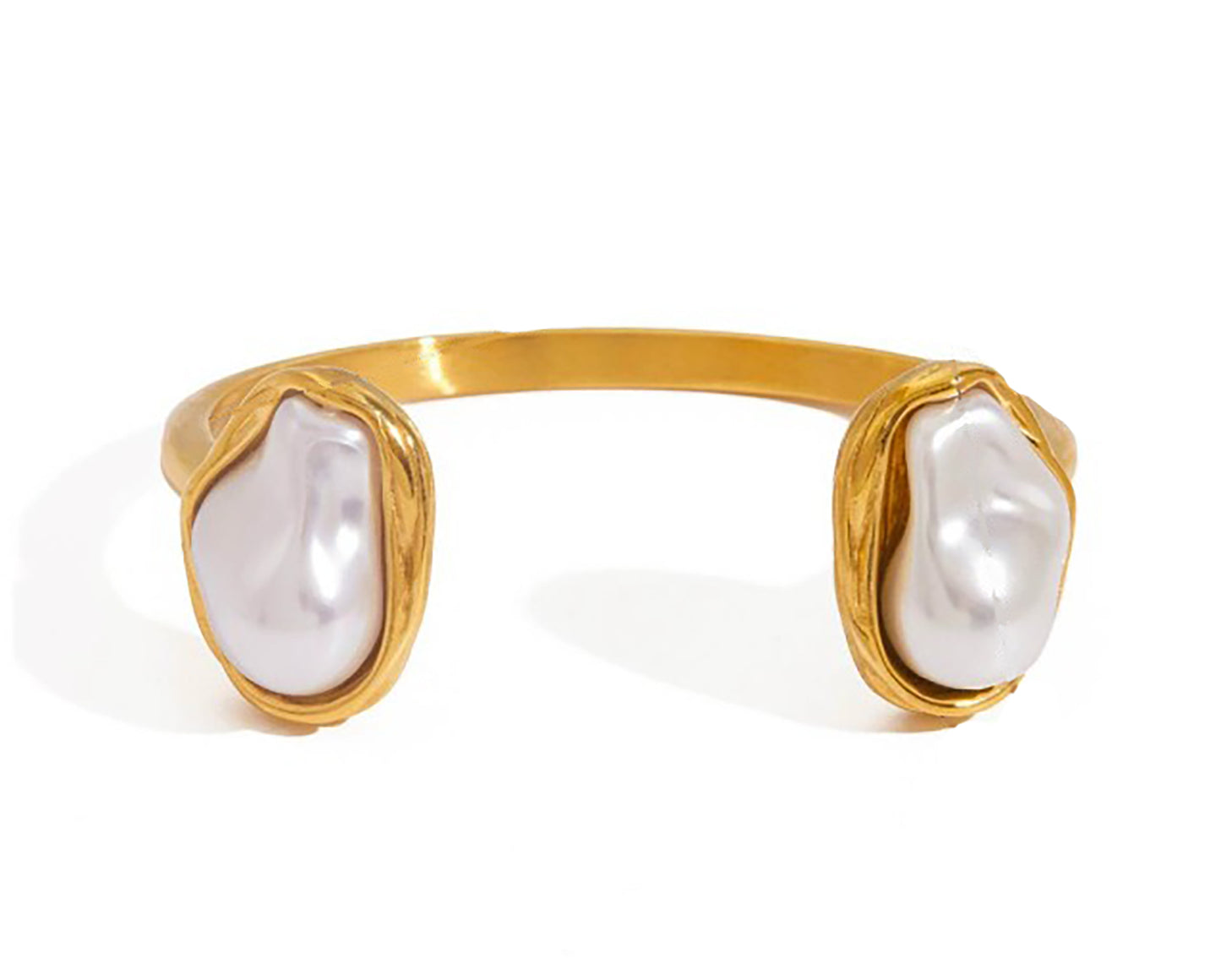 Pearl cabochon cuff